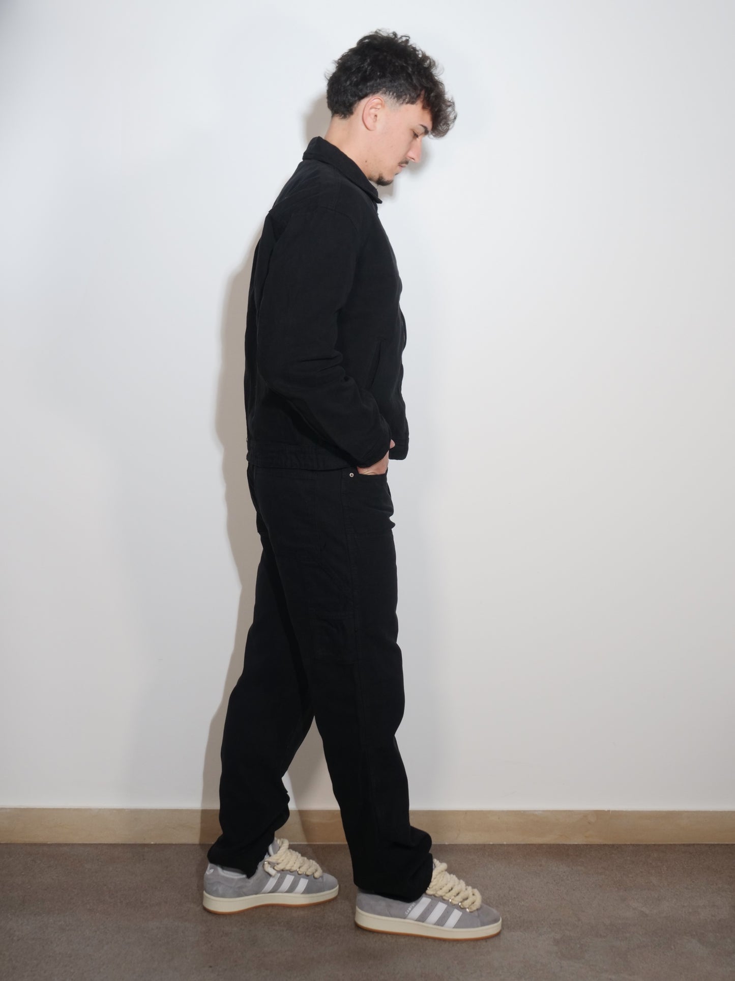 COORDINATO NERO DI JEANS