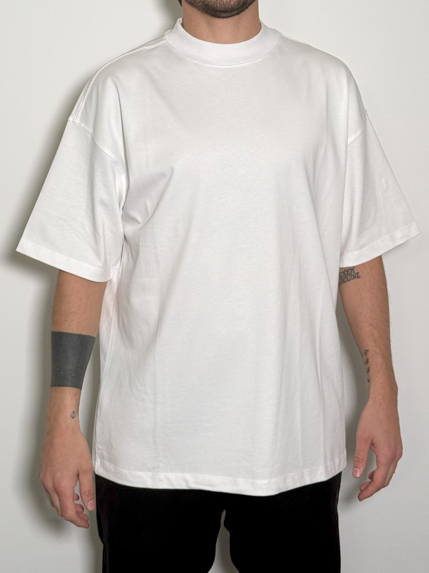 T-SHIRT OVER BASIC BIANCA
