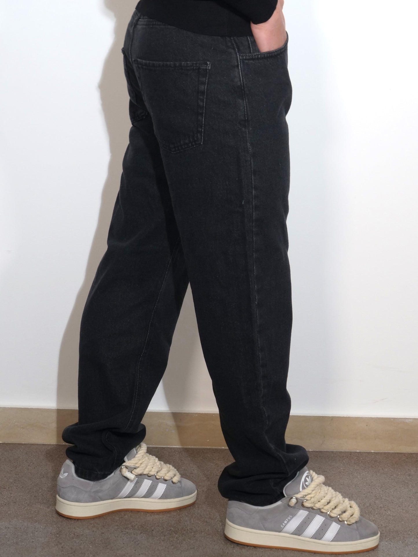 PANTALONE JEANS NERO WIDE FIT