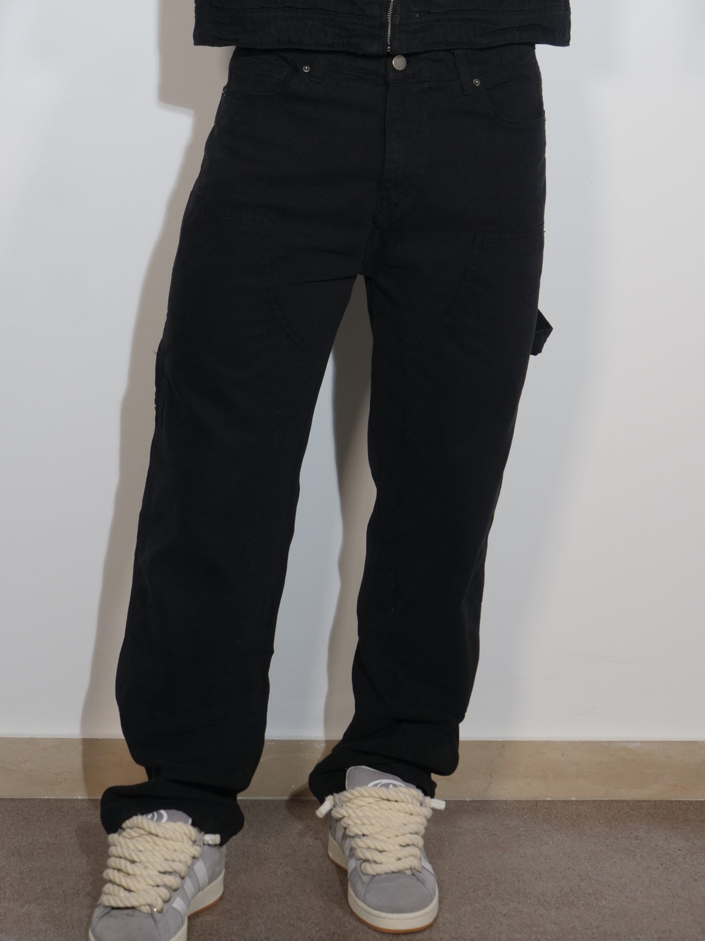 COORDINATO NERO DI JEANS