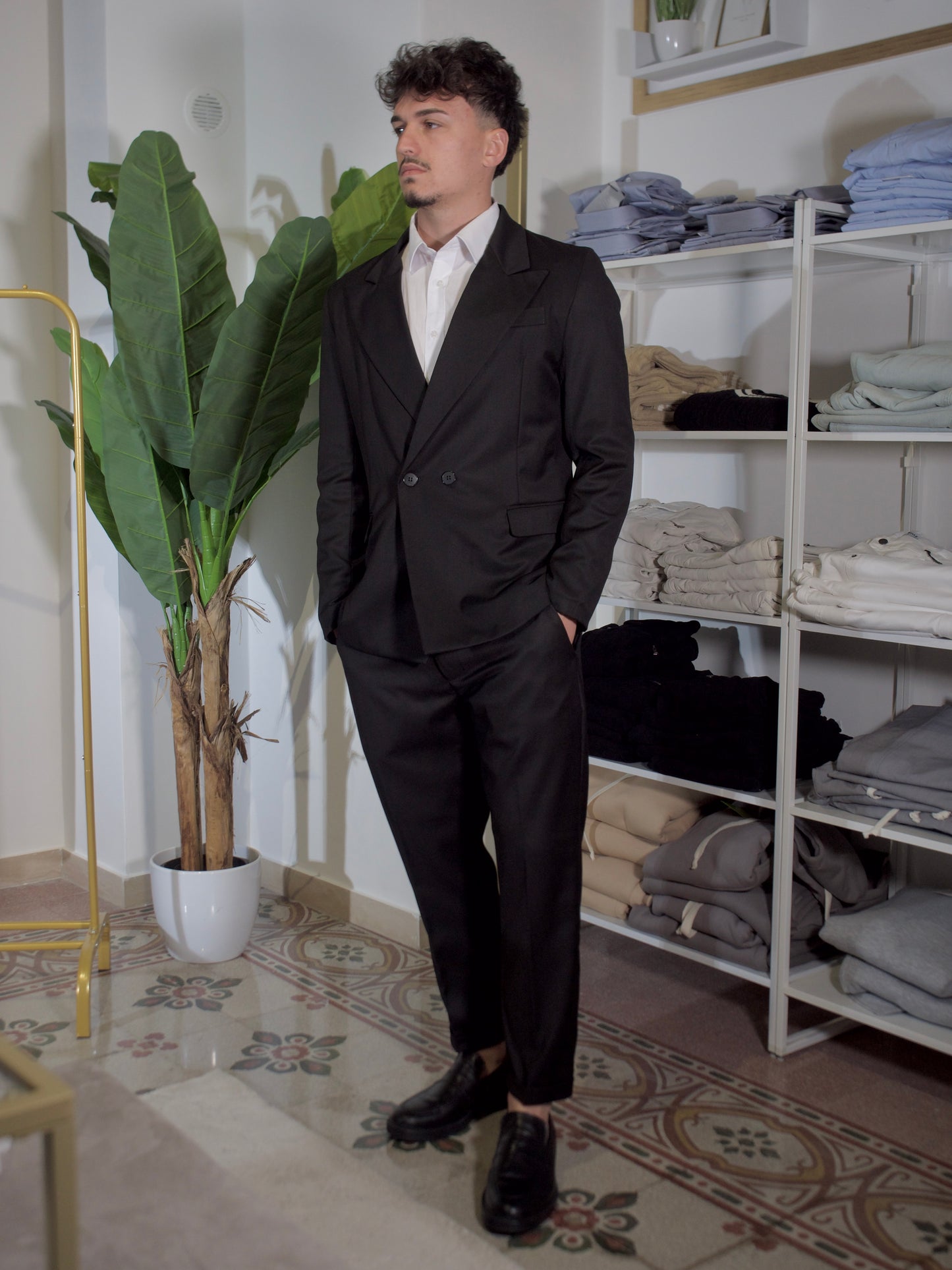 ABITO ELEGANTE NERO